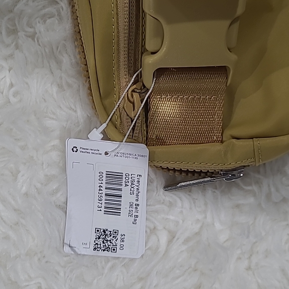 Lululemon belt bag - Picture 2 of 2
